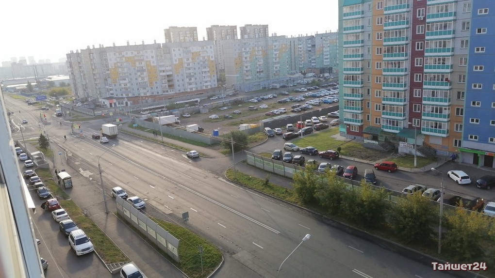 Бомбила в Красноярске перевёл с мобильника пассажира на свой счёт 90 тысяч
