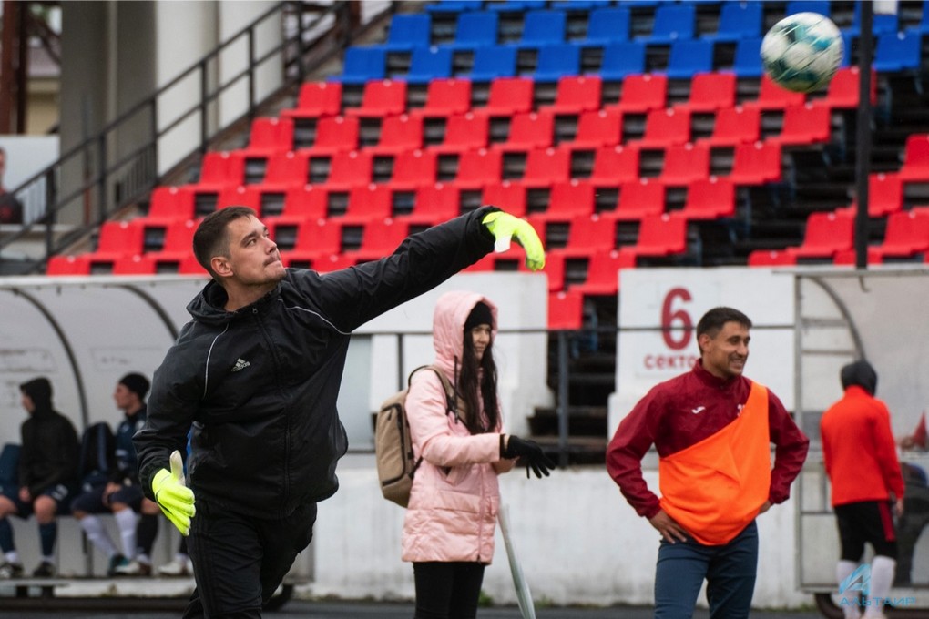 Тайшетские футболисты заняли второе место на областном турнире журналиста Перминова