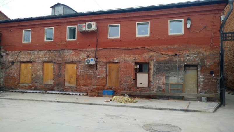 Незаконный пристрой к  объекту культурного наследия снесли в центре Иркутска