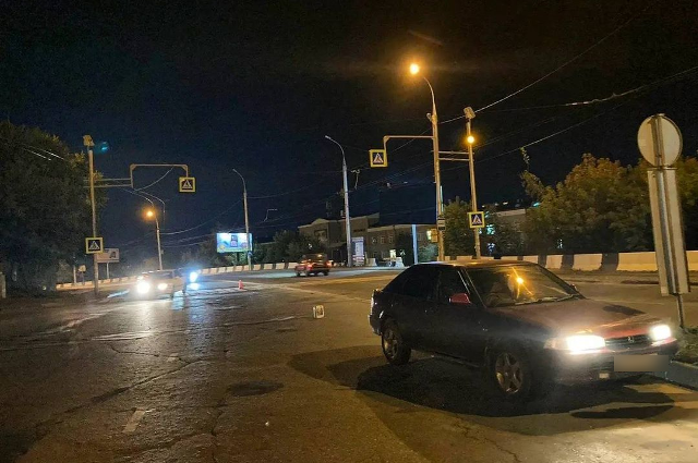 Водитель сбил женщину с ребенком на пешеходном переходе в Иркутске