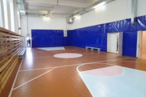 Ирина Синцова сообщила о готовности школьного спортзала в Иркутском районе к учебному году