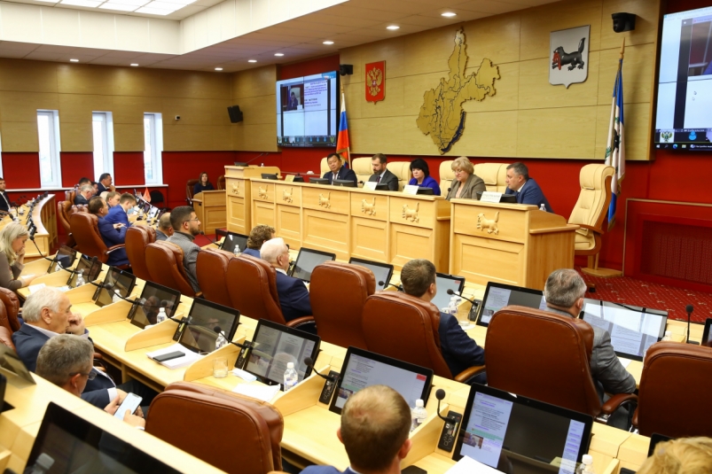 Депутаты ЗС Приангарья поддержали введение почетных званий рационализатора и изобретателя