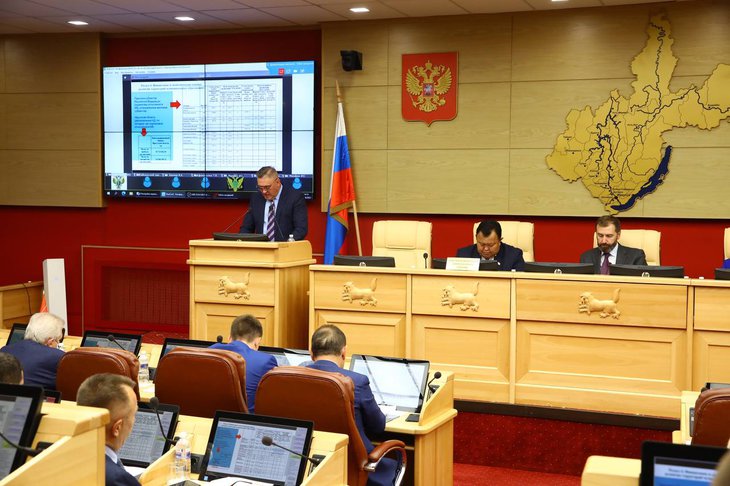 Спикер ЗС Ведерников предложил создать Совет по пересмотру межбюджетных отношений в Приангарье
