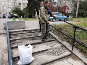 27 лестниц отремонтируют в Октябрьском округе Иркутска до 18 октября