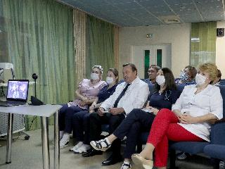Коллектив Иркутской Ивано-Матренинской больницы получил премии "Первые лица"