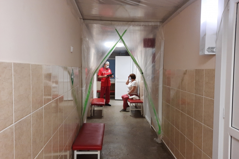 659 коек для лечения пациентов с COVID-19 развернули в Иркутской области за неделю