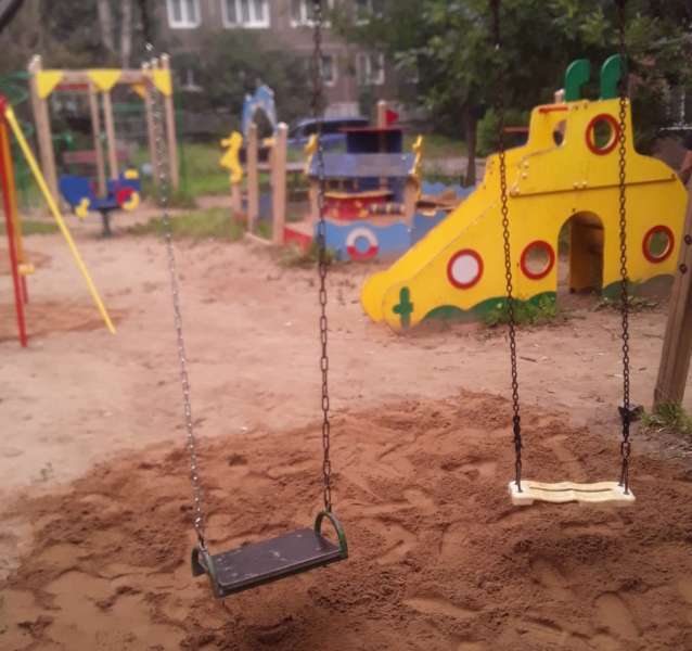 168 детских площадок отремонтировали в Октябрьском округе Иркутска
