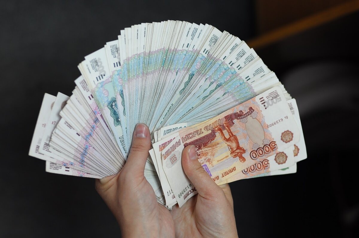 В Ангарске отец и дочь перевели мошенникам более 2 миллионов рублей
