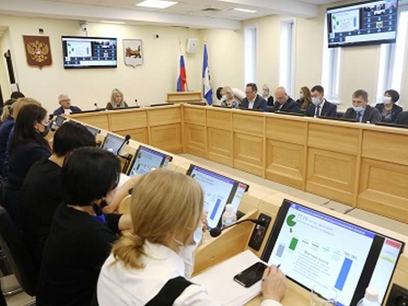 Профильный комитет ЗС рекомендовал принять изменения в бюджет Иркутской области