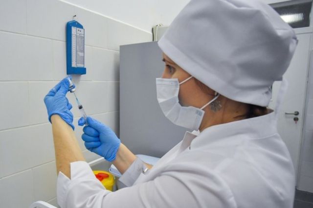 Обновленный список пунктов вакцинации от коронавируса составили в Иркутске
