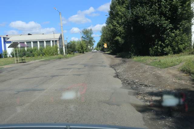 Эксперты ОНФ проверили убитые дороги в Иркутске и Тулуне