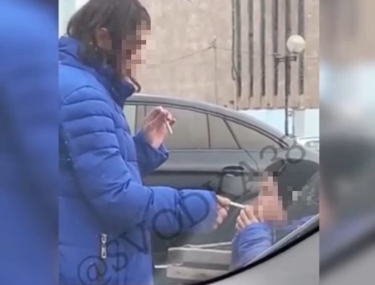 Родителей детей, куривших на улице Братска, привлекли к ответственности за ненадлежащее исполнение обязанностей