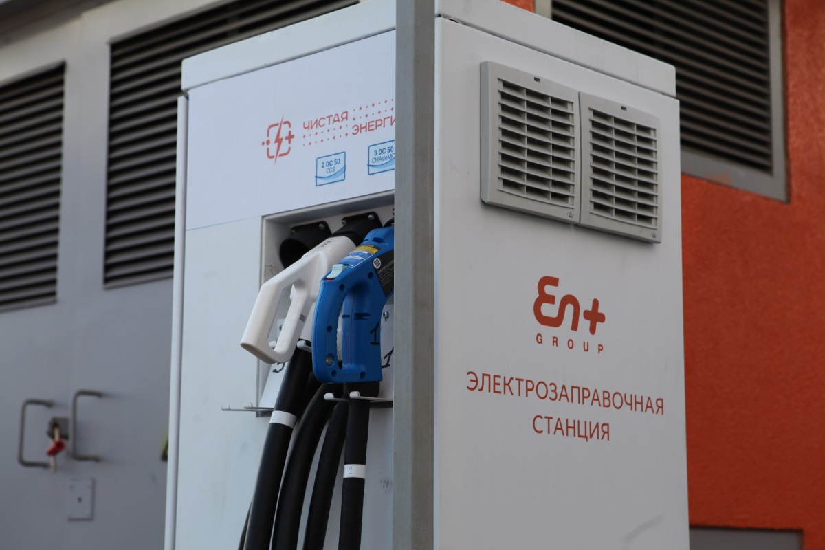 В Иркутске открыли новые электрозаправочные станции