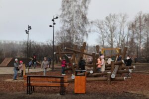 Парк семейного отдыха открылся в микрорайоне Солнечный в Иркутске