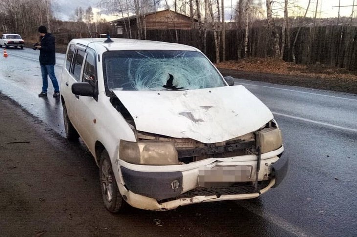В Братске водитель Toyota Probox насмерть сбил мужчину