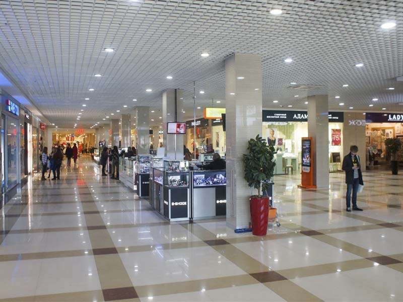 Игорь Кобзев подписал указ о входе в торговые центры Иркутской области по QR-кодам