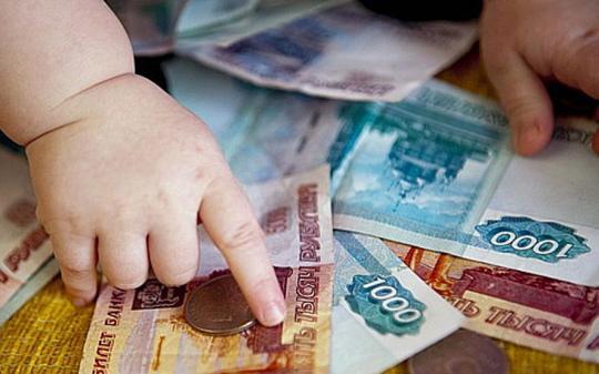 Нерадивая мать: в Иркутской области женщину осудили за долг по выплате алиментов