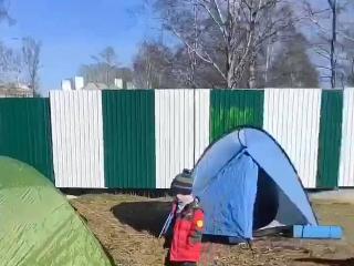 Противники храма в Приморском микрорайоне Иркутска поставили палатки