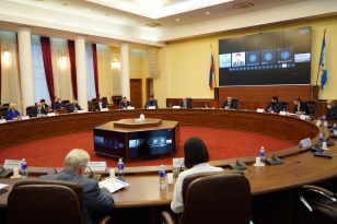 Губернатор Игорь Кобзев обсудил вопросы развития Иркутской области с депутатами Госдумы и сенаторами РФ