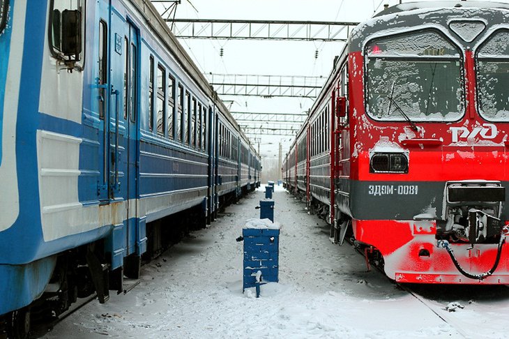 В Иркутской области гражданин ближнего зарубежья пытался дать полицейскому взятку в поезде