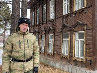 В Иркутске росгвардеец защитил мальчика от напавшего мужчины