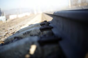 9-летнего школьника из Иркутска застали за опасной игрой на железной дороге