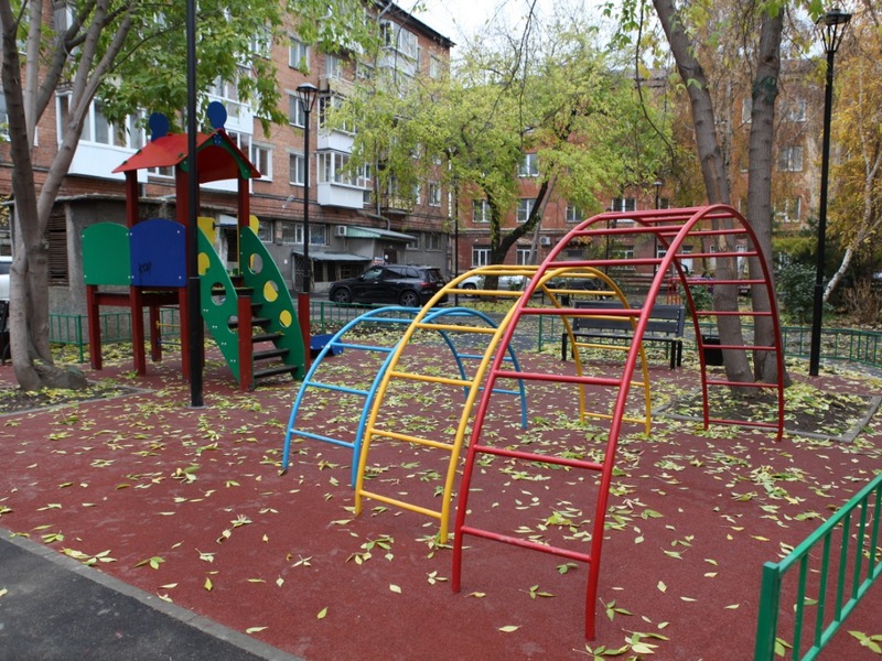 Думы и мэрия Иркутска ищут решение для приведения детских площадок к нормативам ЕАС