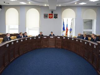 В Думе Иркутска обсудили застройки участков, капремонт МКД и реализацию нацпроектов