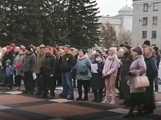 В Иркутске, Братске и Саянске прошли 30 пикетов против QR-кодов