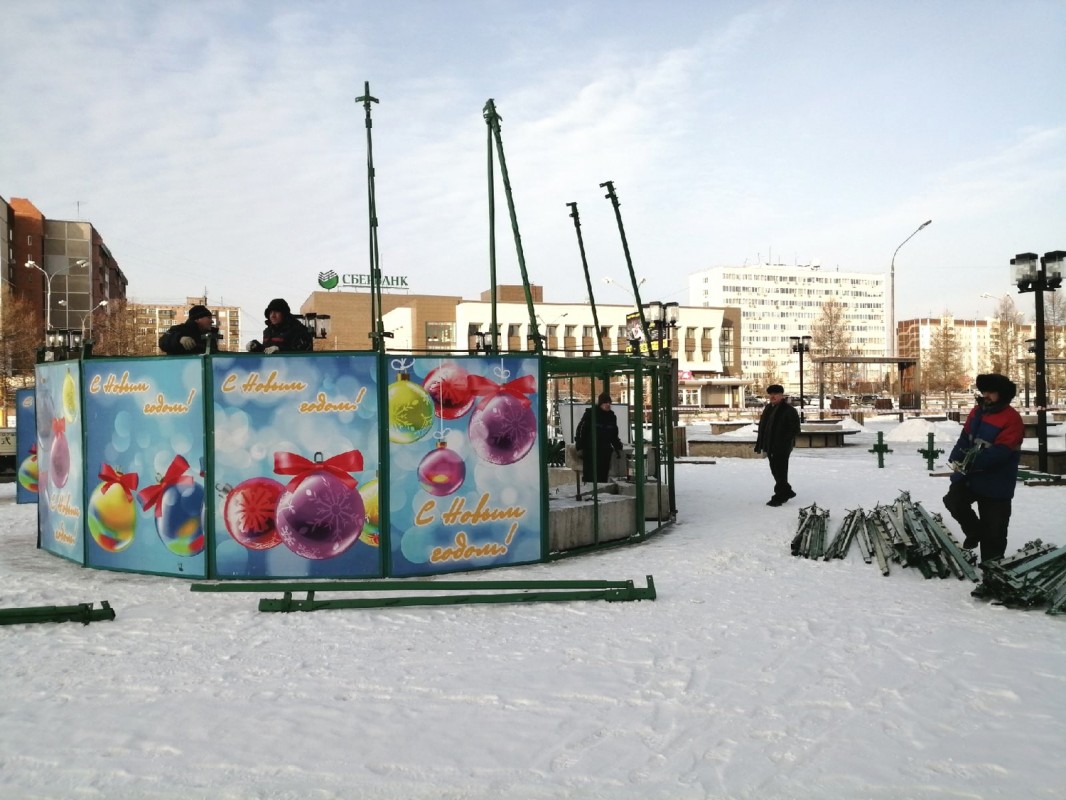 Ледовый городок в Братске откроют у СК «Таёжный» 27 декабря. А главную ёлку города у ТКЦ «Братск-АРТ» зажгут 12 декабря