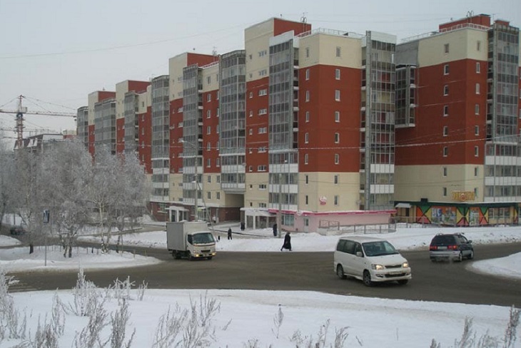 Дома на 25 улицах Ленинского района остались без света из-за аварии на сетях