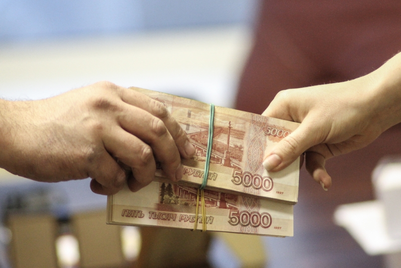 Главврач психбольницы Приангарья подозревается во взятке на сумму 40 тысяч рублей