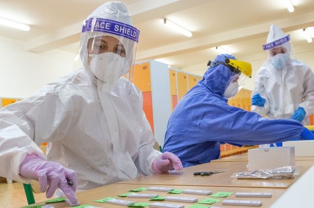 Более 135 тысяч случаев заражения коронавирусом выявили в Иркутской области