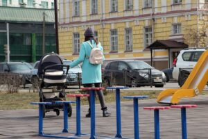 Депутат ЗС предложила ввести в Иркутской области подарочные наборы для младенцев