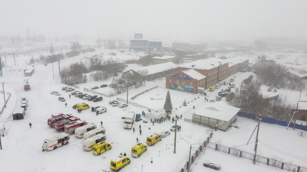 В Кузбассе при взрыве на шахте погибли 52 человека