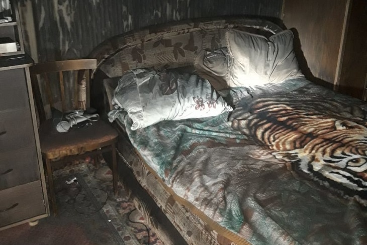 Оставленная дома одна семилетняя девочка погибла при пожаре в квартире в Усть-Кутском районе