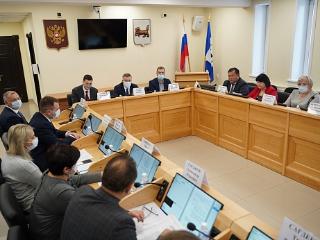 Игорь Кобзев обсудил с депутатами ЗС Приангарья вопросы предстоящей сессии