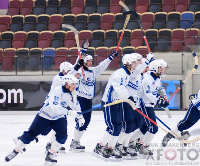 Хоккеисты "Байкал-Энергии" сыграли вничью с "Кузбассом" на домашнем льду
