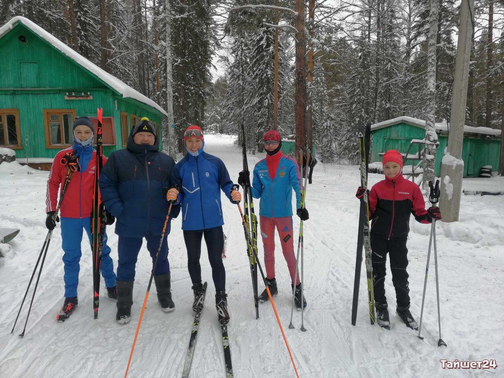 Тайшетские лыжники привезли четыре медали с турнира в Железногорске-Илимском