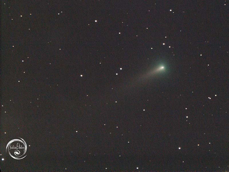 Иркутские любители астрономии сфотографировали одну из самых ярких комет 2021 года