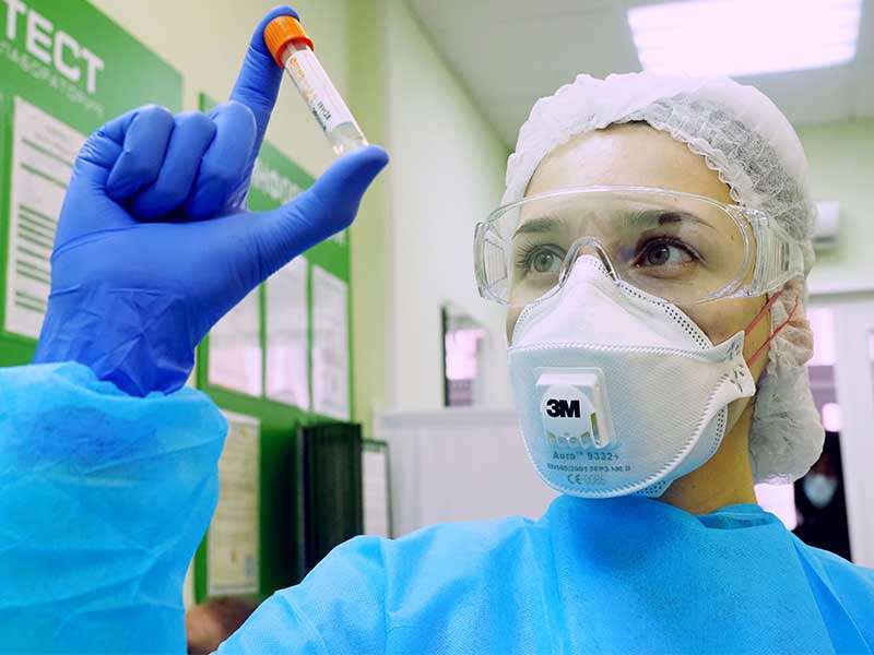 597 жителей Приангарья заболели коронавирусом за сутки