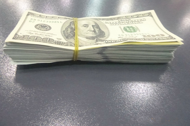 $3,3 тысячи конфисковали  у гражданина Узбекистана в Иркутске