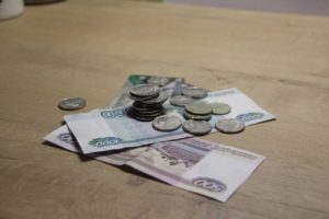 Семейная пара врачей из Братска за пять дней перевела мошенникам 1,5 млн рублей