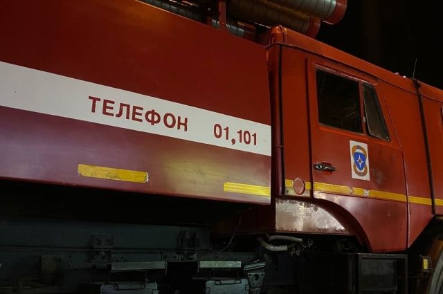 В Ленинском районе Иркутска загорелся рейсовый автобус с 20 пассажирами