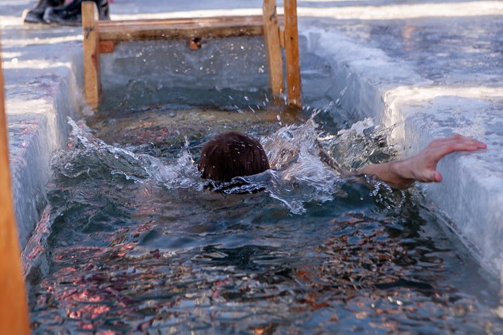 Массовые крещенские купания не будут проводить в Иркутске из-за пандемии