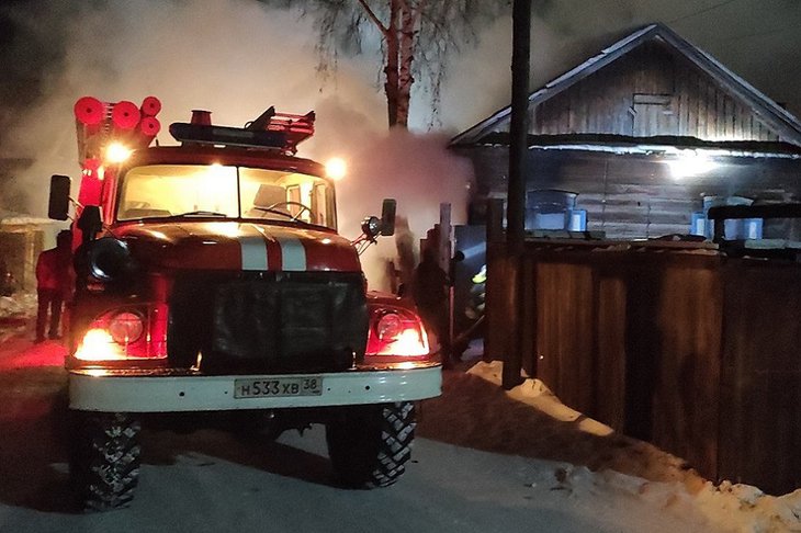 Три человека погибли на пожарах в Иркутской области за сутки