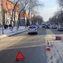В Иркутске в результате ДТП пострадали женщина-пешеход и её 10-месячная дочь