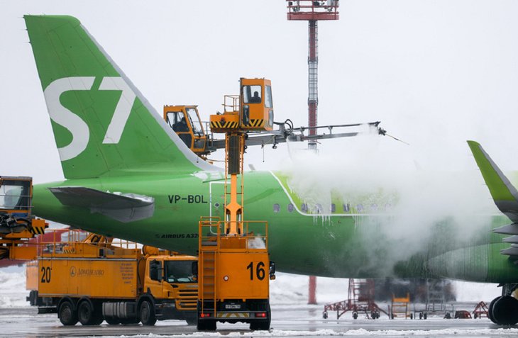 Росавиация назвала виновных в обледенении Airbus A32, экстренно севшего в Иркутске