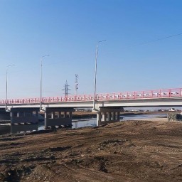 В Иркутском районе ввели в эксплуатацию мост через реку Куда с современной системой отвода воды с проезжей части