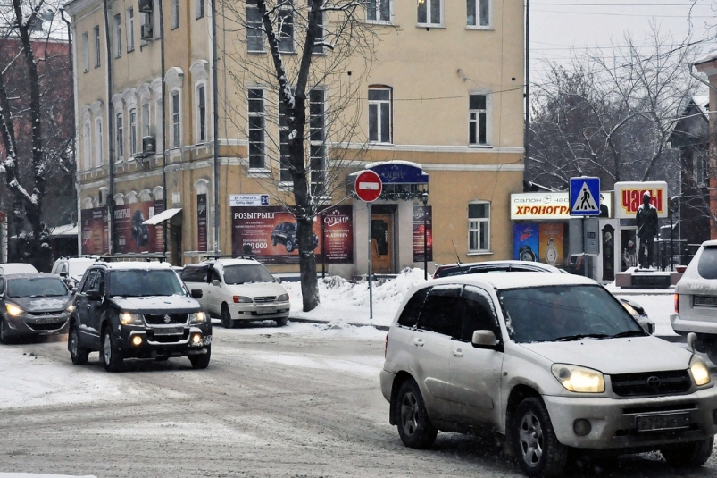 До пяти тысяч рублей: водителям напомнили о "зимних" штрафах